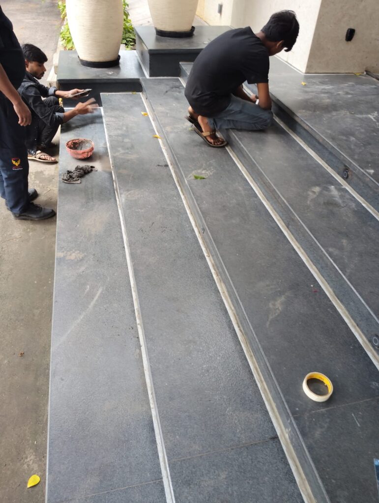 Passage staircase waterproofing